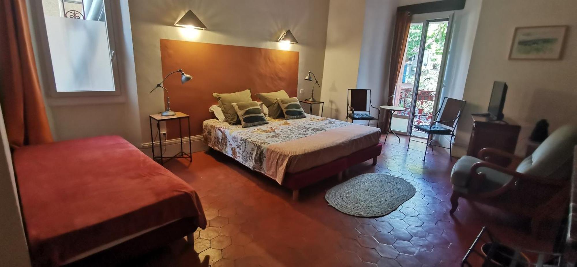 Le Mimosa Bed & Breakfast *